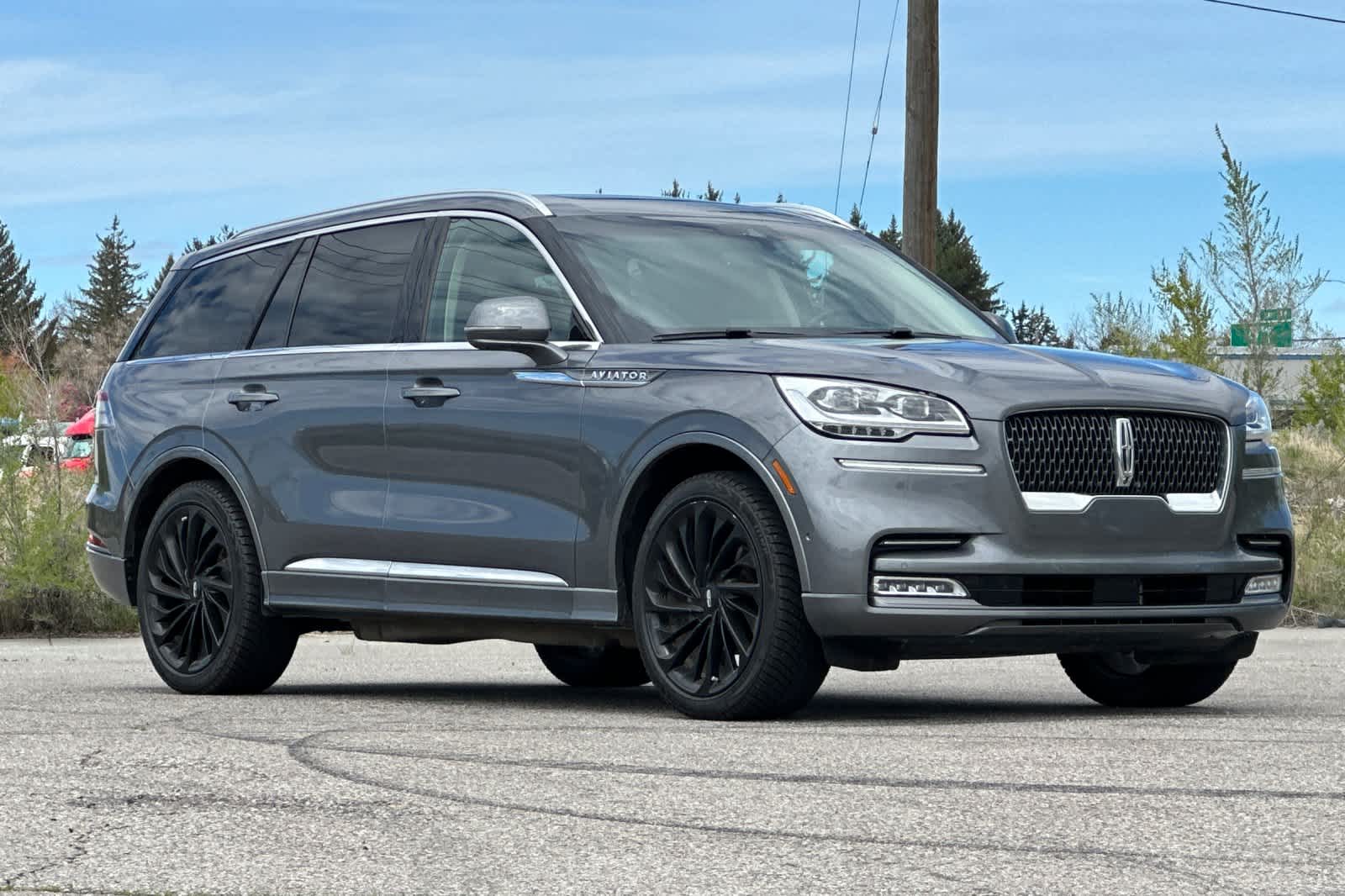 Thumbnail: 2022 Lincoln Aviator - 9