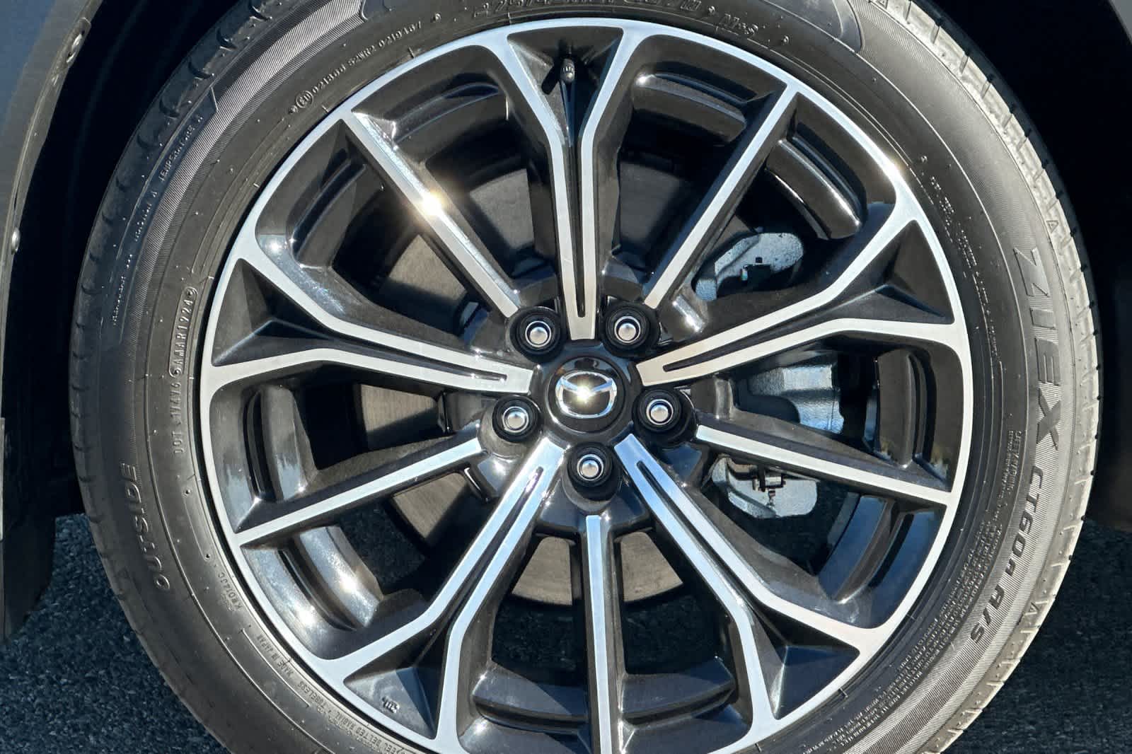 Thumbnail: 2025 Mazda CX-70 - 27