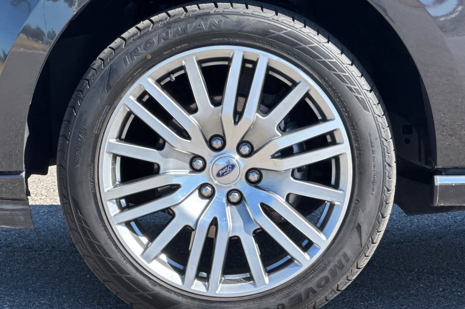 Thumbnail: 2023 Ford Expedition MAX - 28