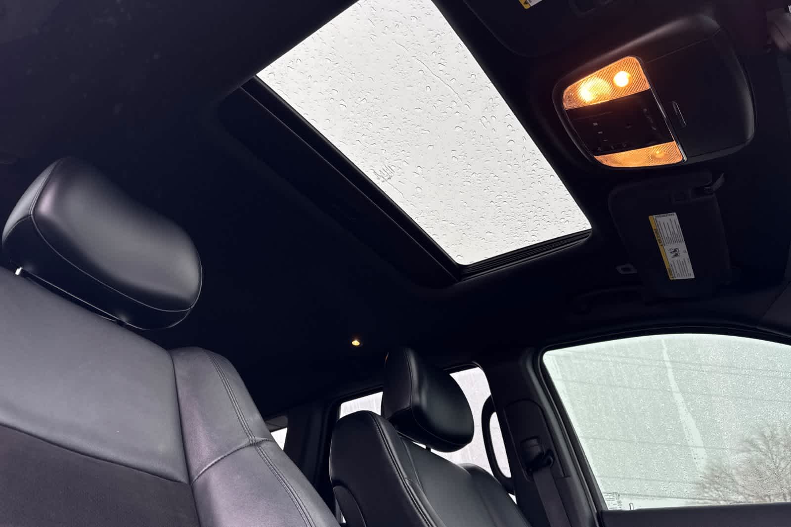 Thumbnail: 2019 Jeep Grand Cherokee - 17