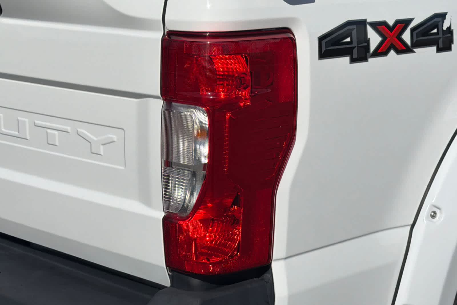 Thumbnail: 2020 Ford F-250 - 25