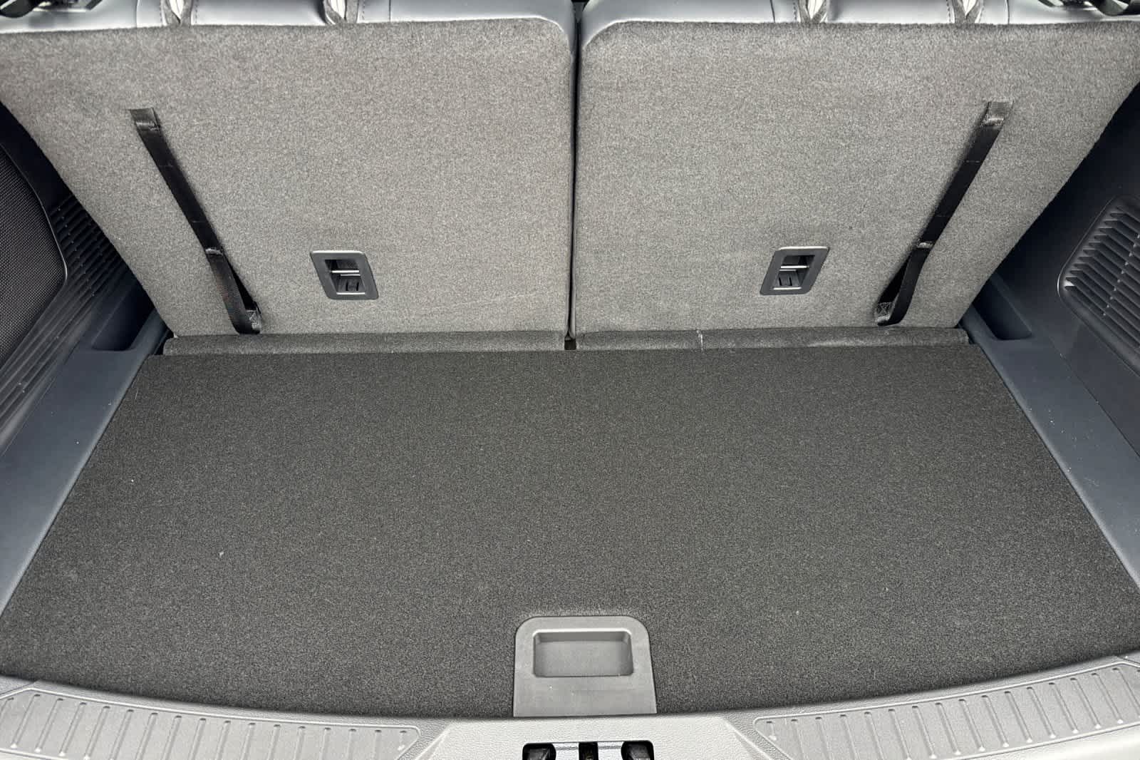 Thumbnail: 2026 Ford Explorer - 16