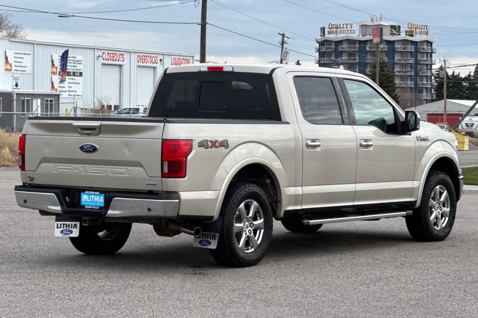 2018 Ford F-150 Lariat photo 2