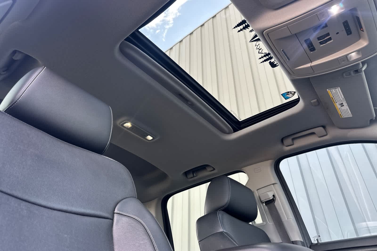 Thumbnail: 2014 GMC Sierra 1500 - 16