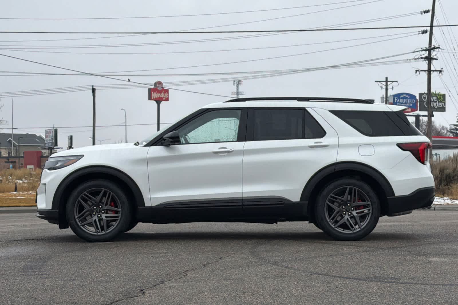 Thumbnail: 2026 Ford Explorer - 5