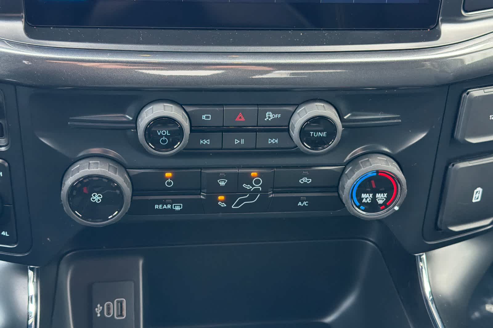 Thumbnail: 2025 Ford F-150 - 19