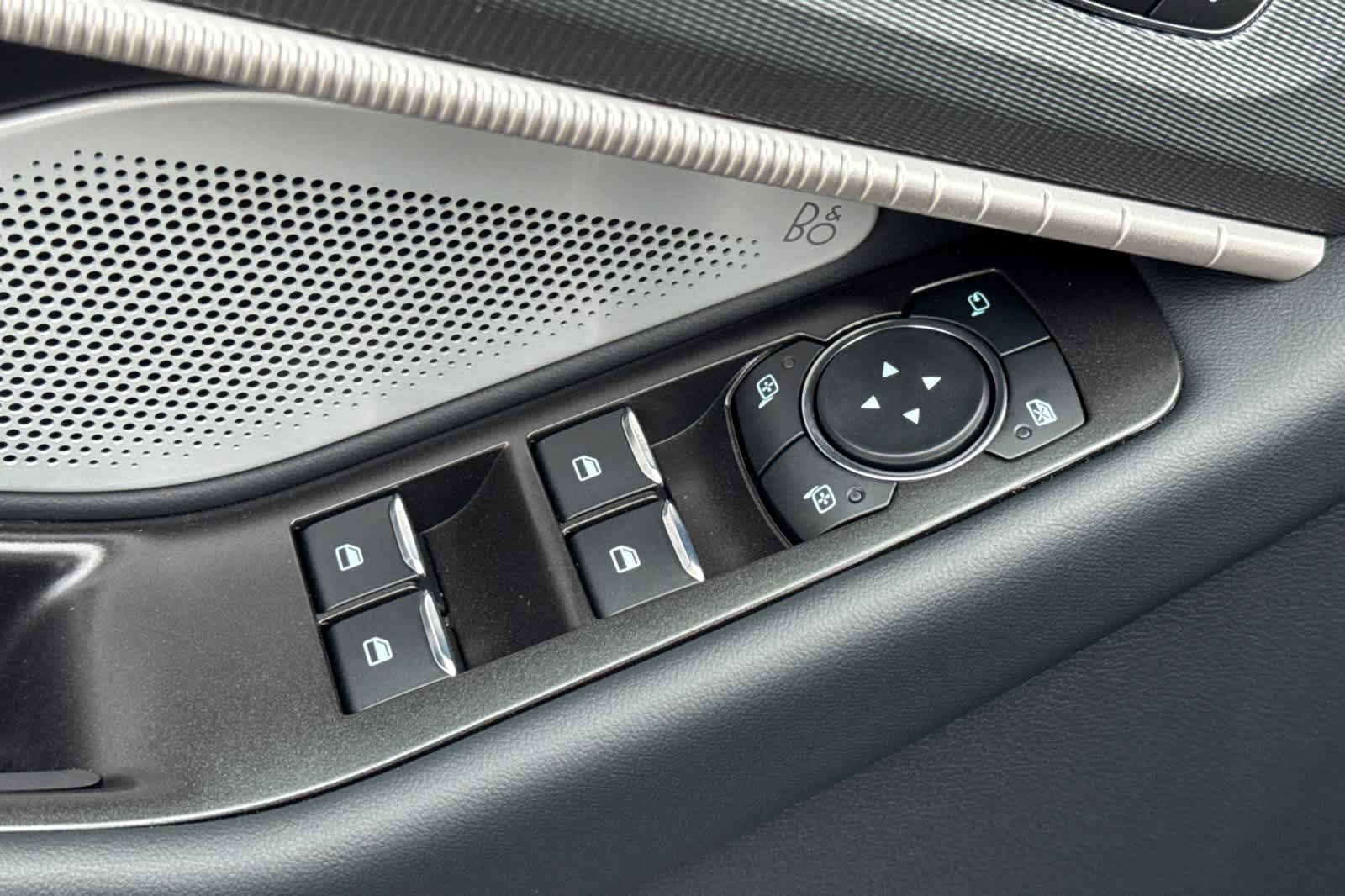 Thumbnail: 2026 Ford Explorer - 13