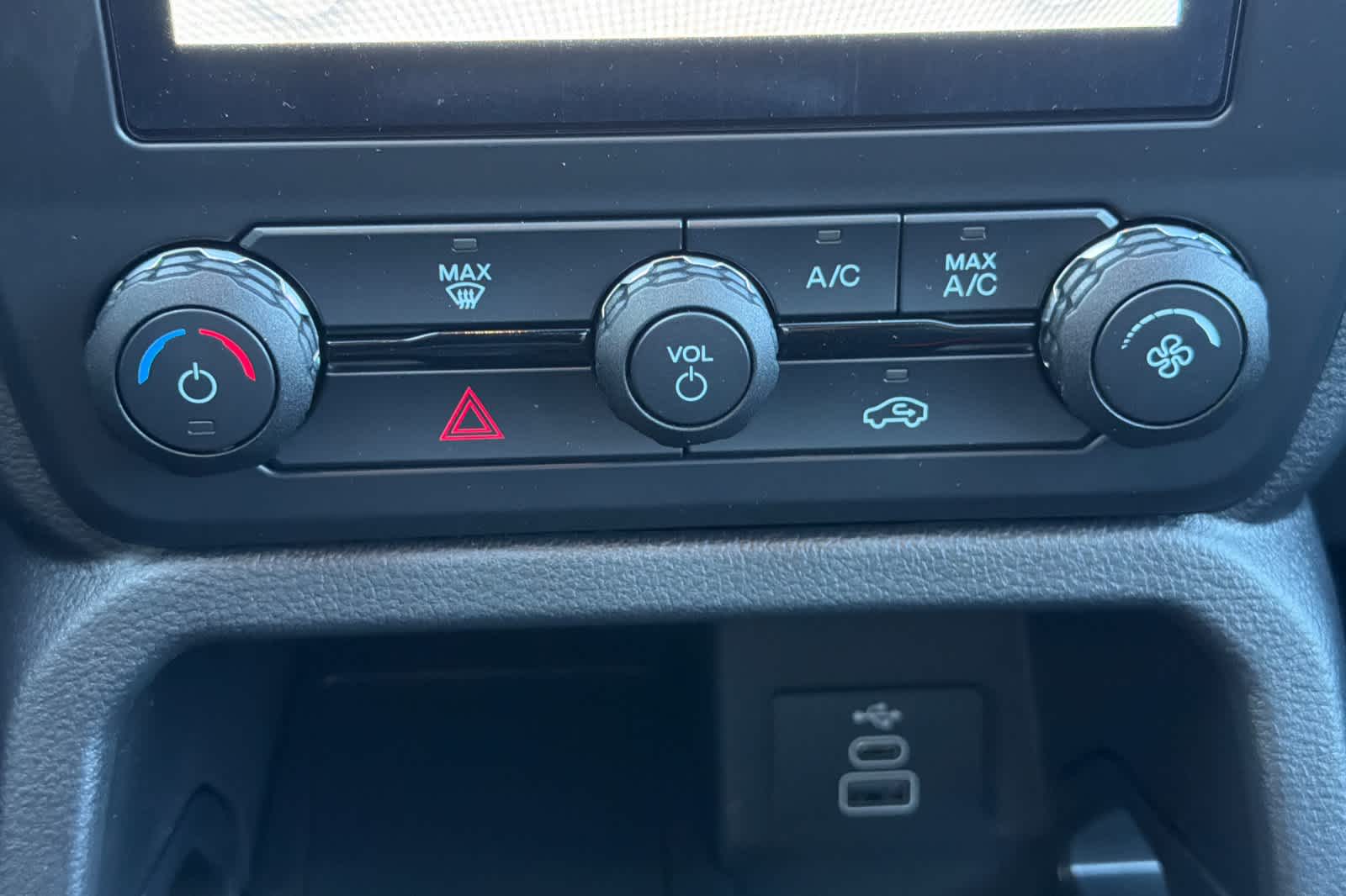 Thumbnail: 2025 Ford Ranger - 19