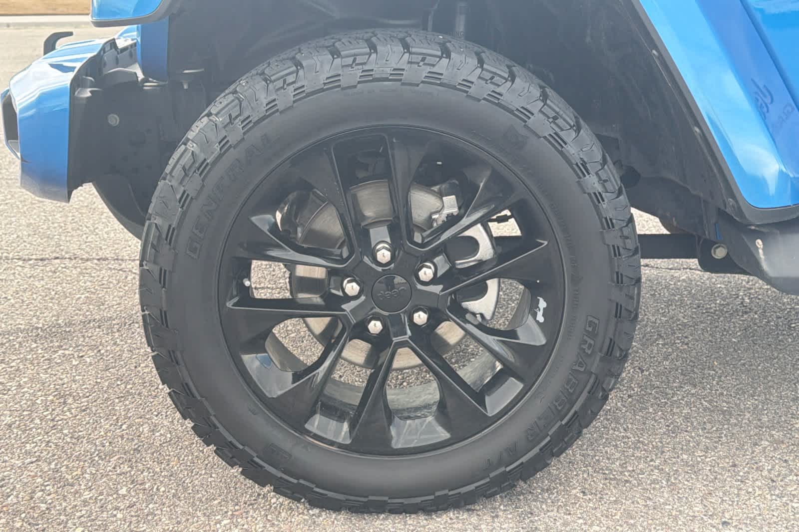 Thumbnail: 2022 Jeep Gladiator - 26