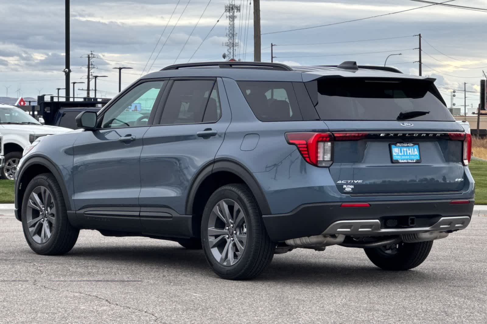 Thumbnail: 2026 Ford Explorer - 6