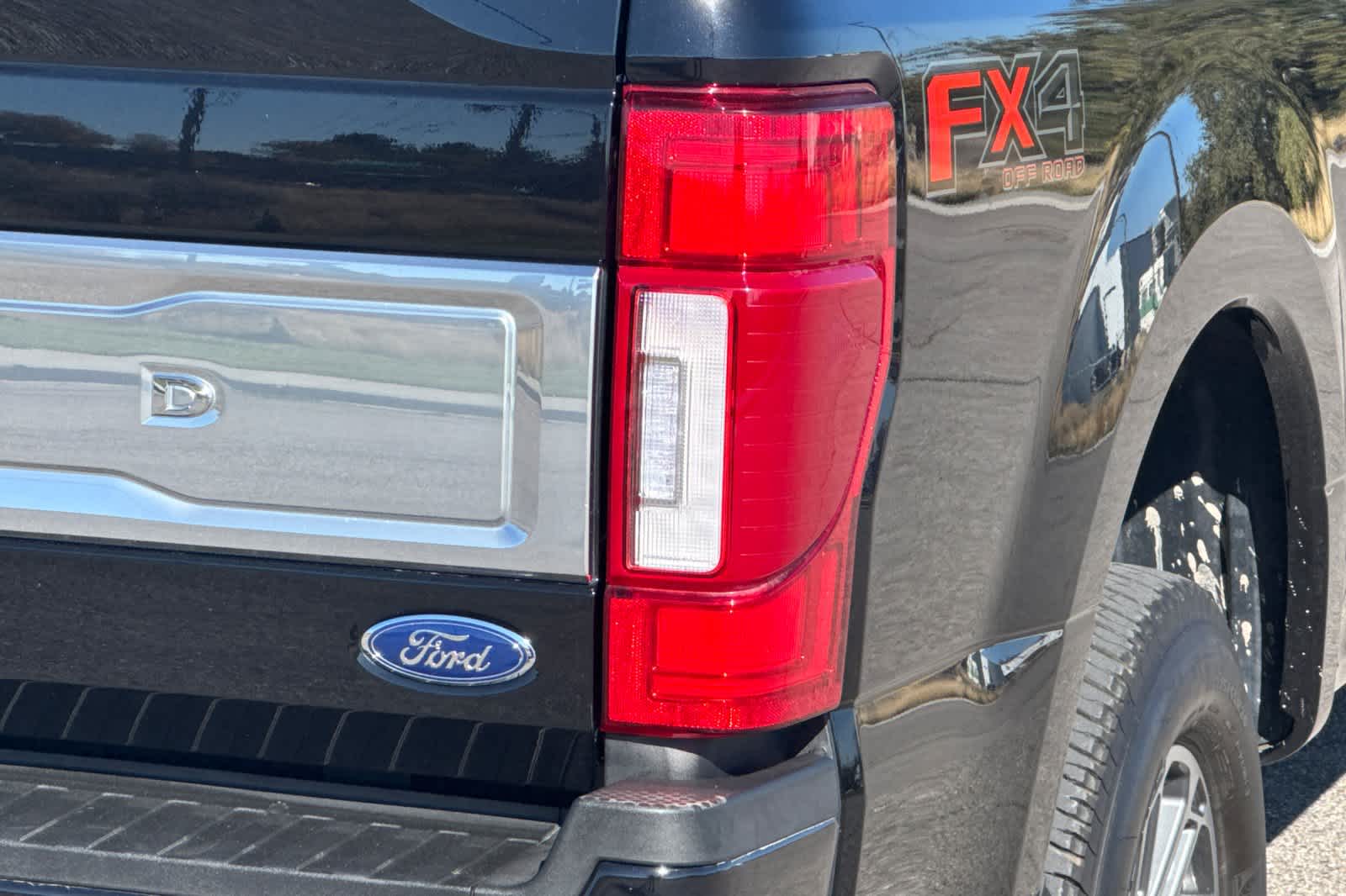 Thumbnail: 2022 Ford F-350 - 27
