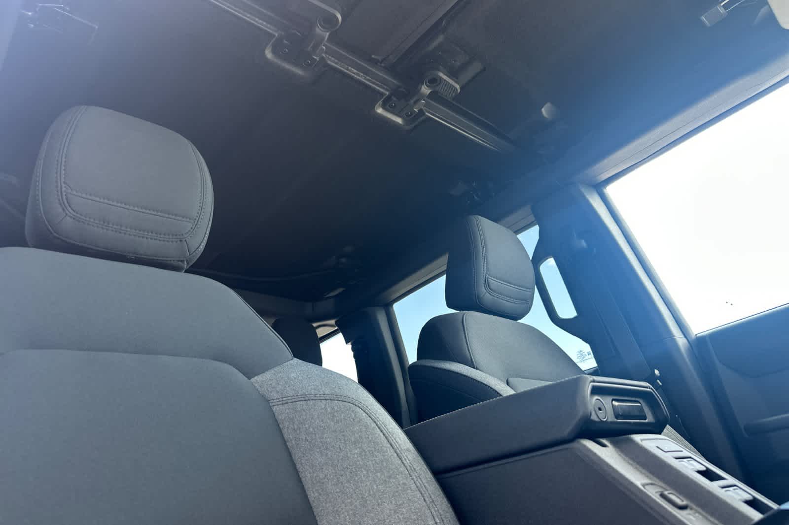 Thumbnail: 2025 Ford Bronco - 17