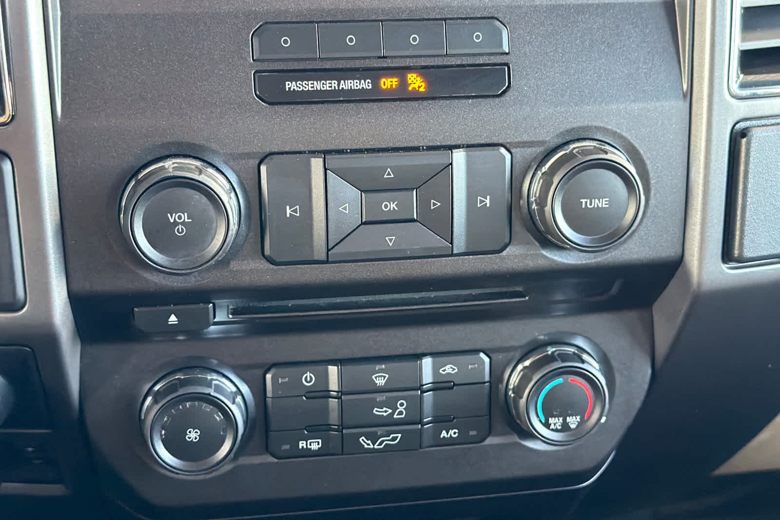 Thumbnail: 2017 Ford F-150 - 19