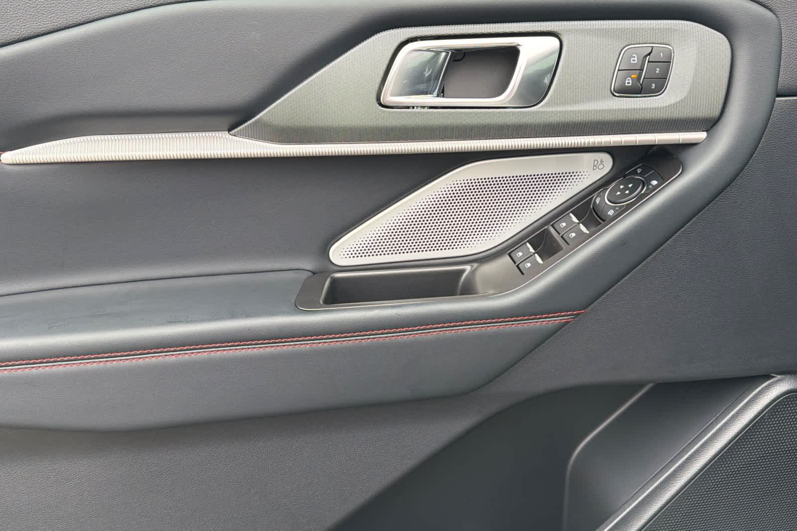 Thumbnail: 2026 Ford Explorer - 12