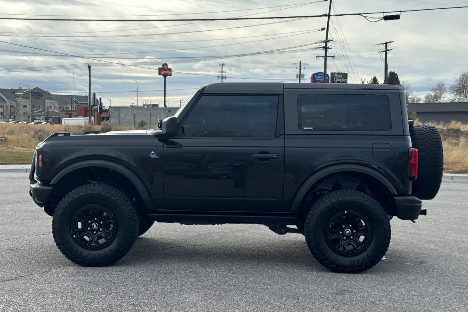 Thumbnail: 2022 Ford Bronco - 5