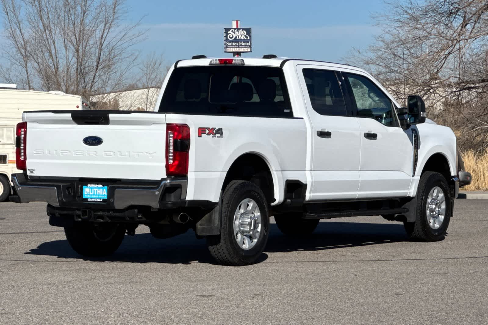 2023 Ford F-250 XLT photo 2