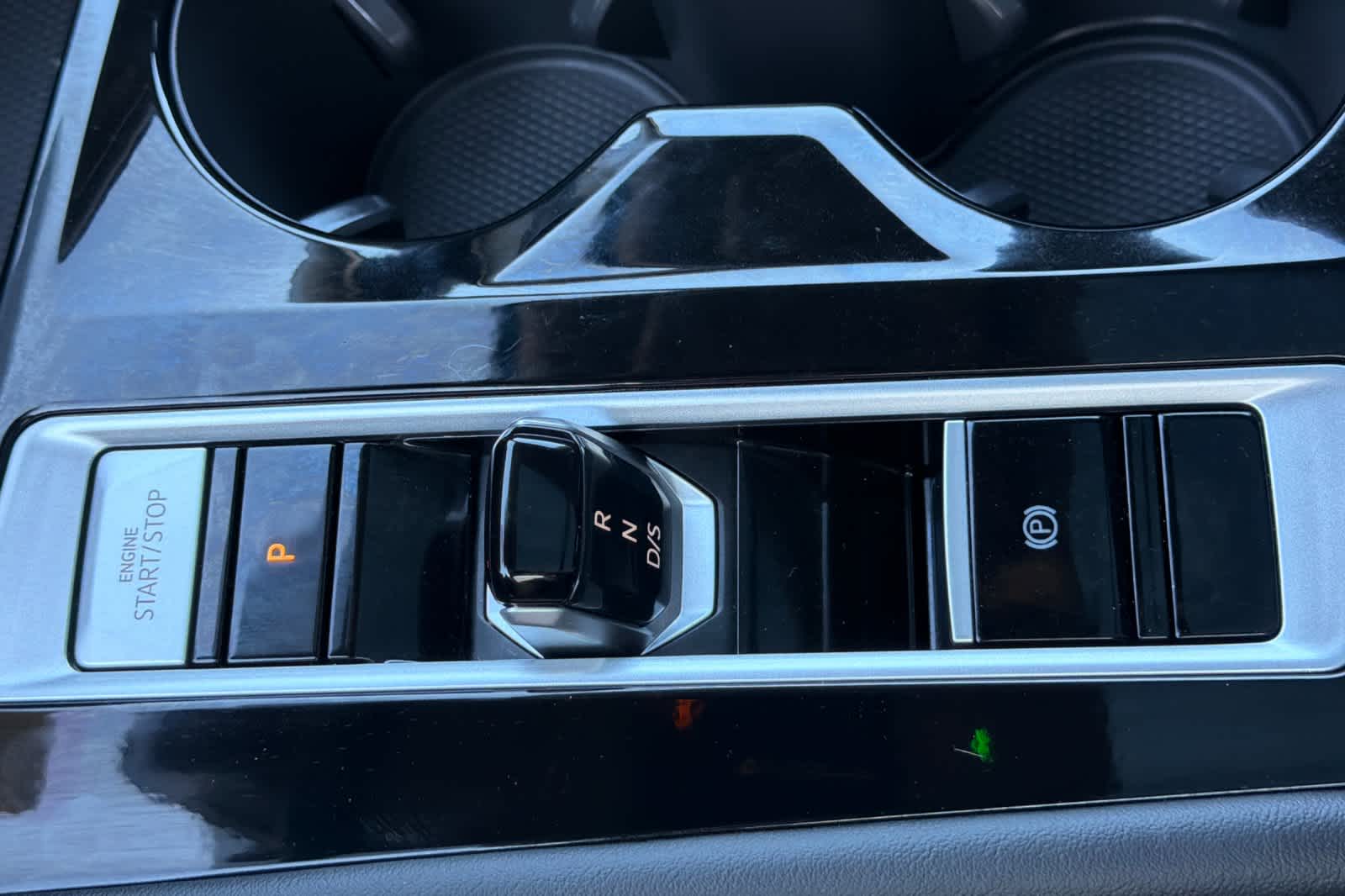 Thumbnail: 2025 Volkswagen Atlas - 22