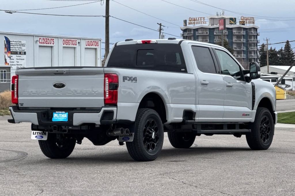 New 2026 Ford F-350 F-350 Lariat Truck Crew Cab