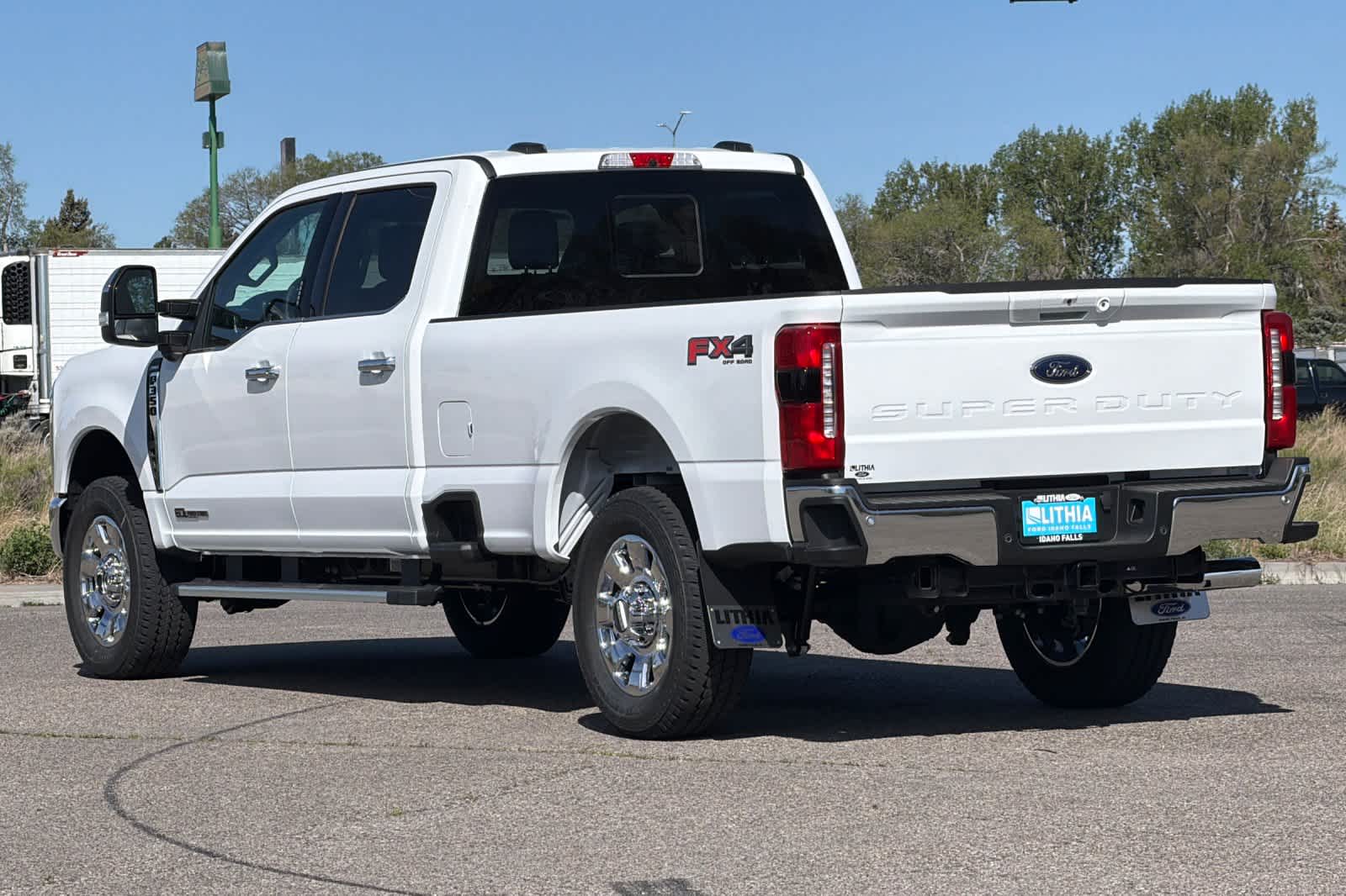 2026 Ford F-350 Super Duty Lariat - Photo 6