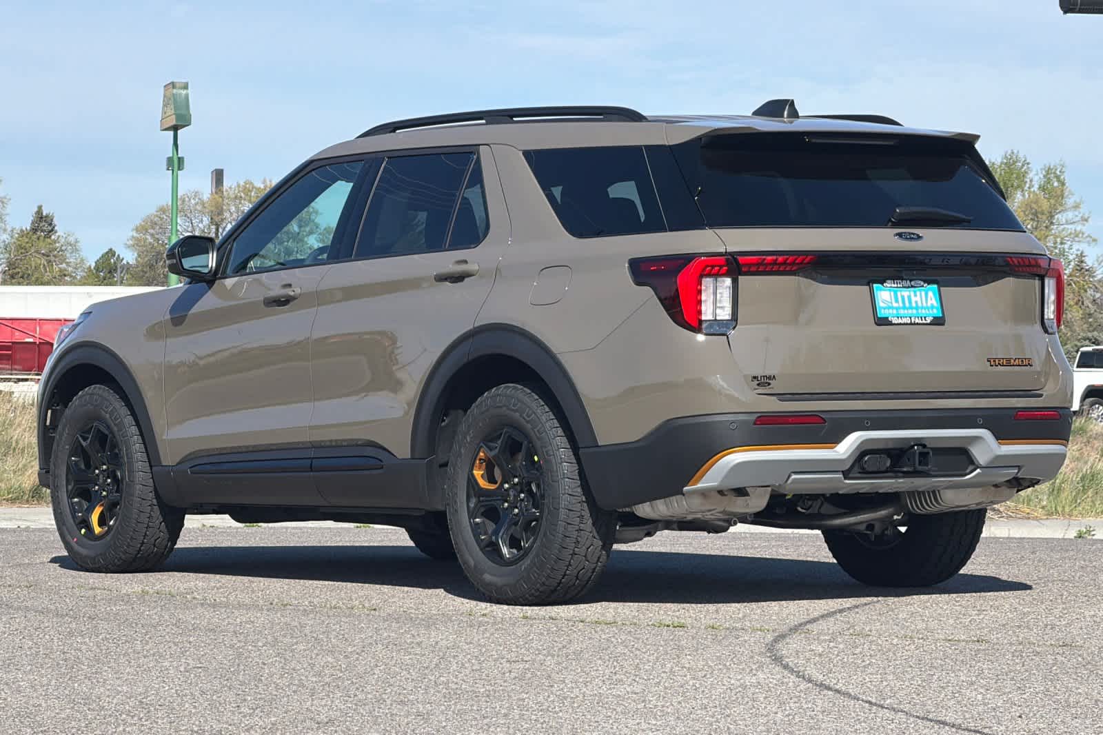 Thumbnail: 2026 Ford Explorer - 6