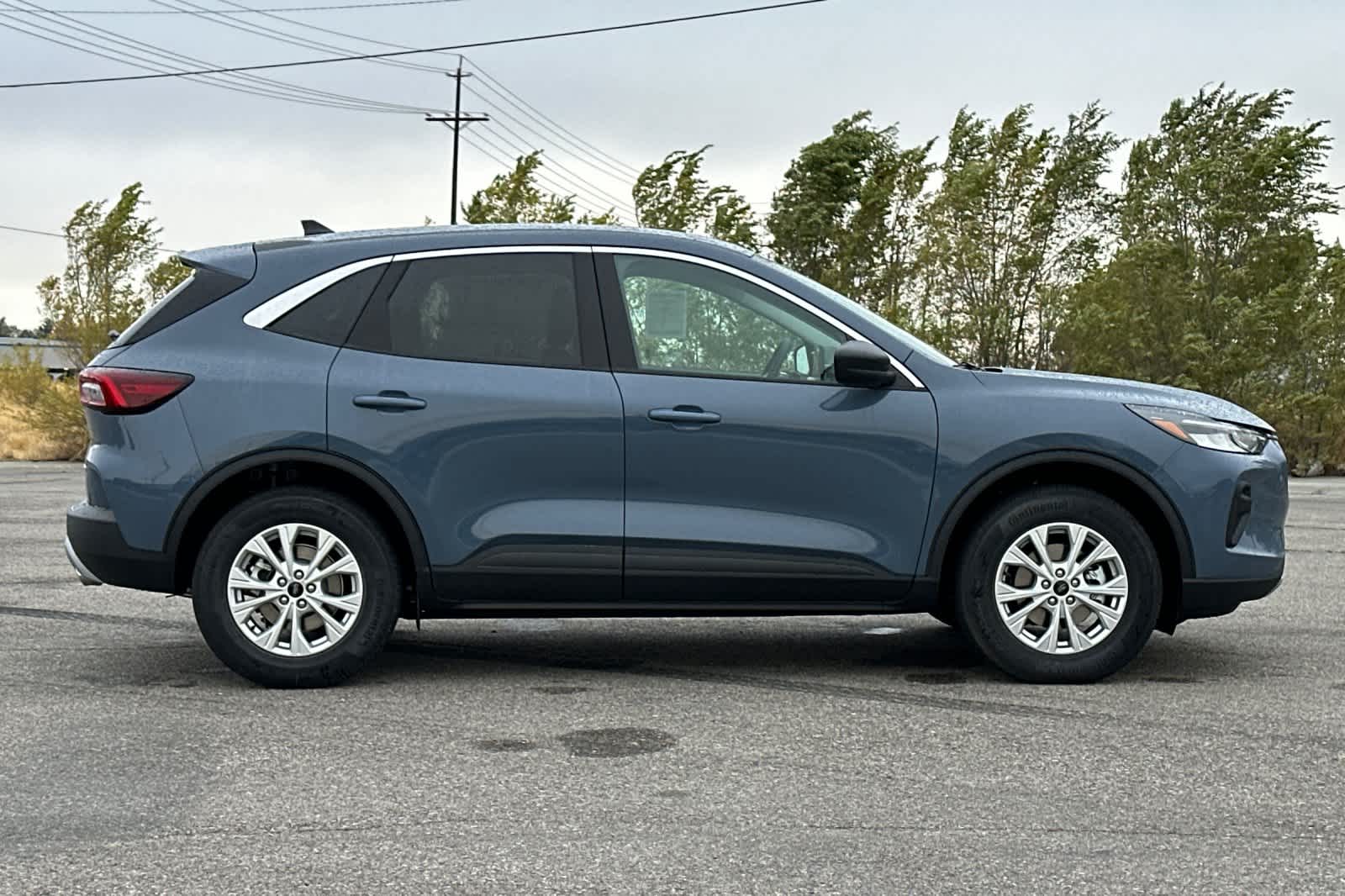 Thumbnail: 2024 Ford Escape - 8