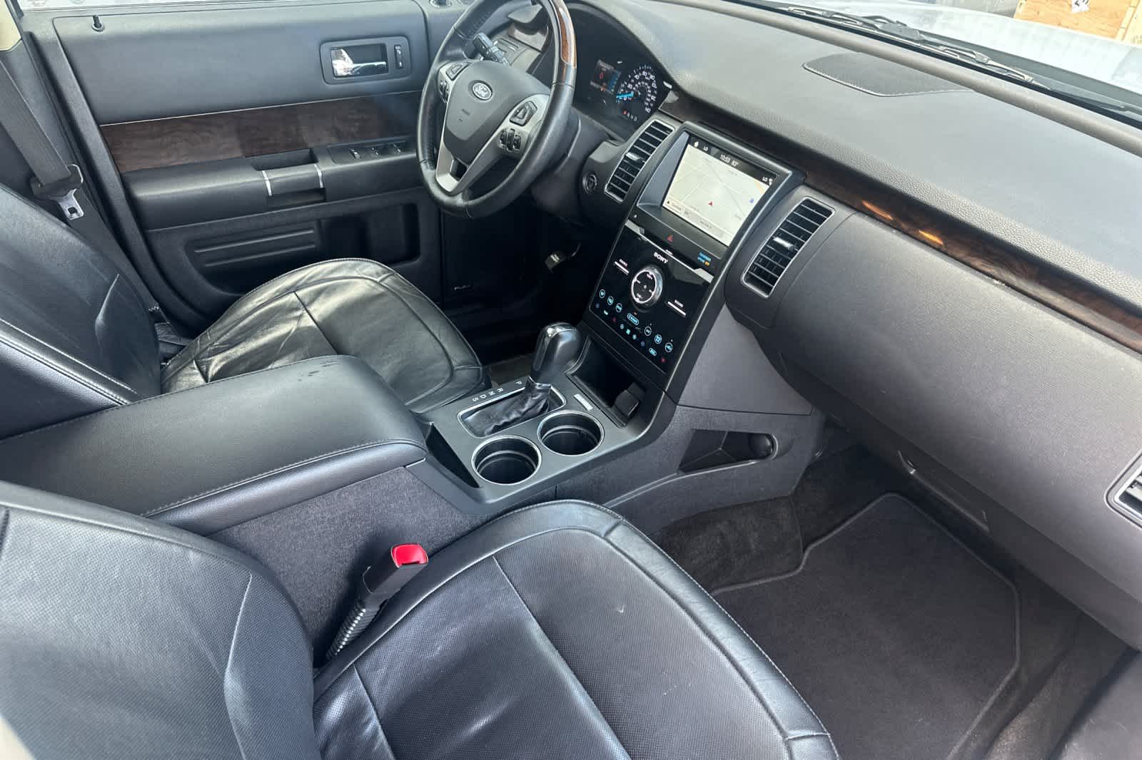 Thumbnail: 2019 Ford Flex - 17
