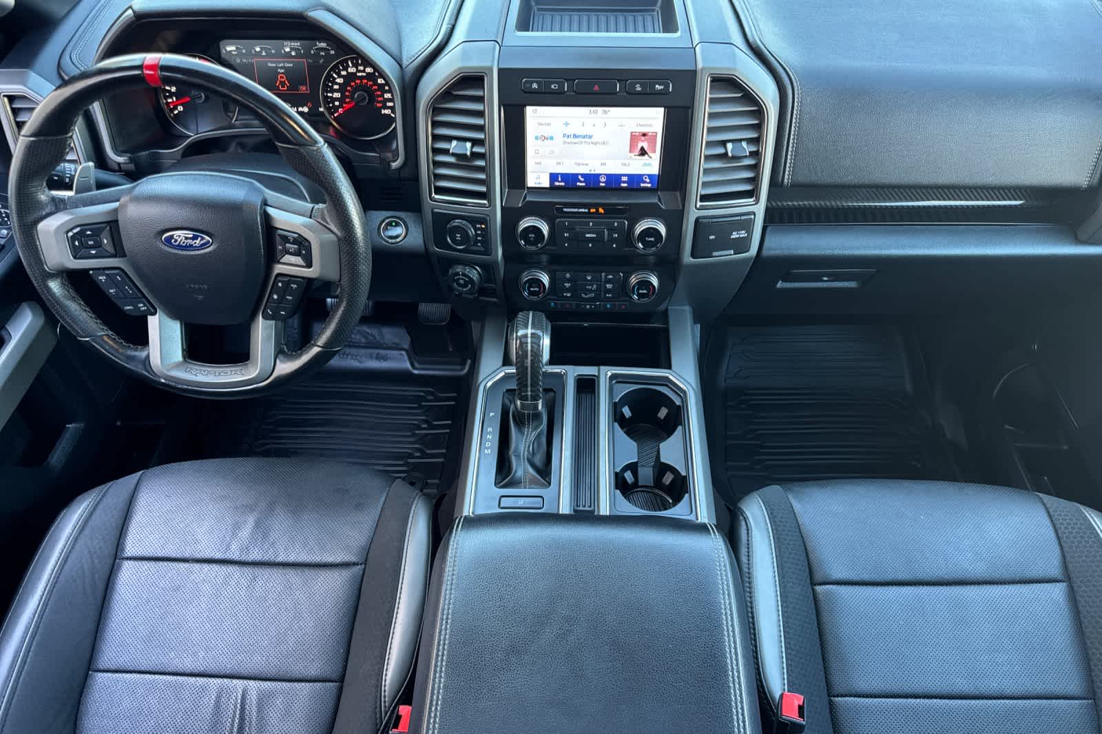 2020 Ford F-150 Raptor photo 3