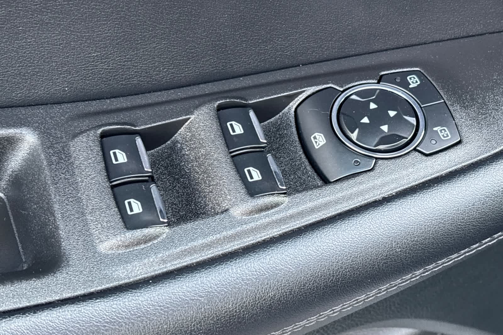 Thumbnail: 2024 Ford Edge - 13