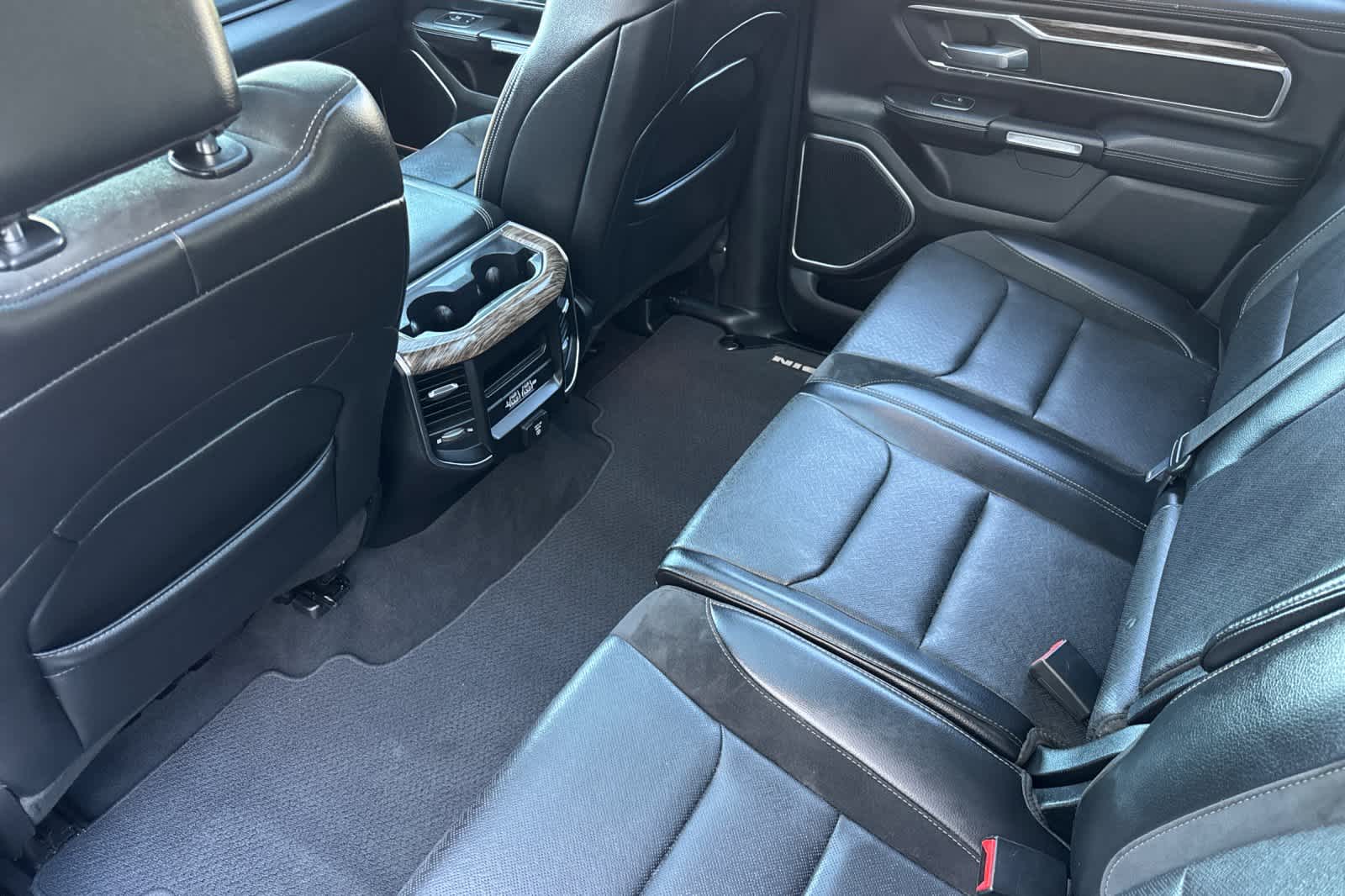 2019 Ram 1500 Laramie photo 4