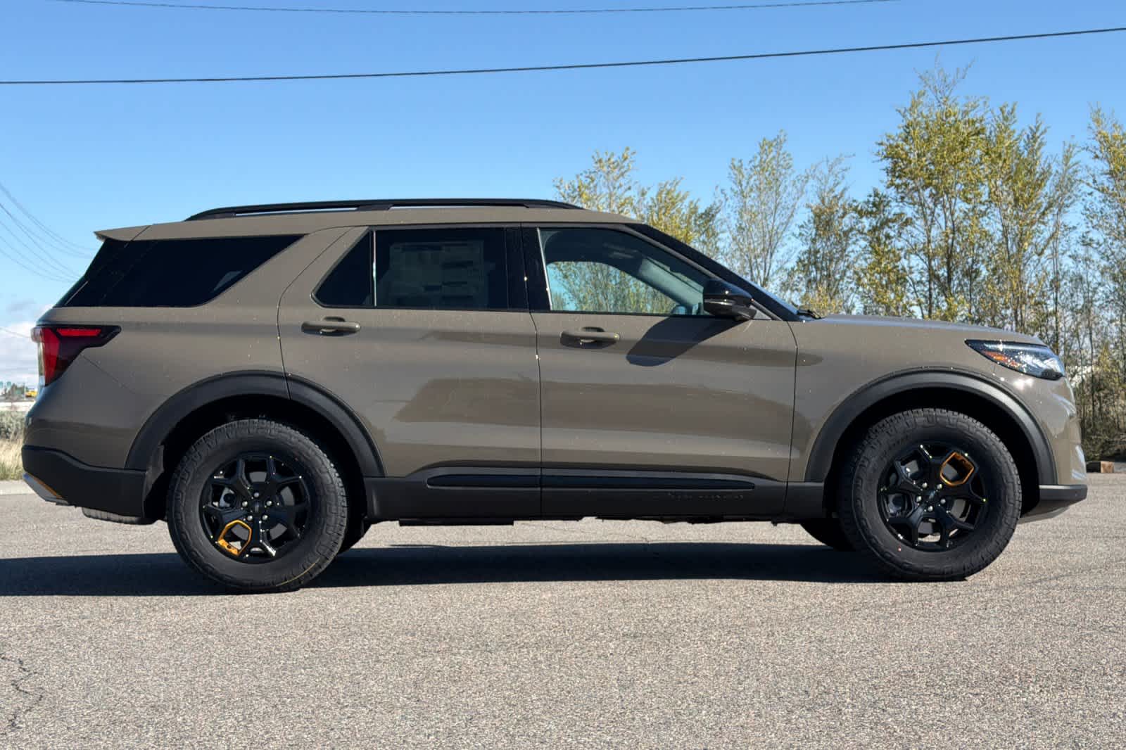 Thumbnail: 2026 Ford Explorer - 8