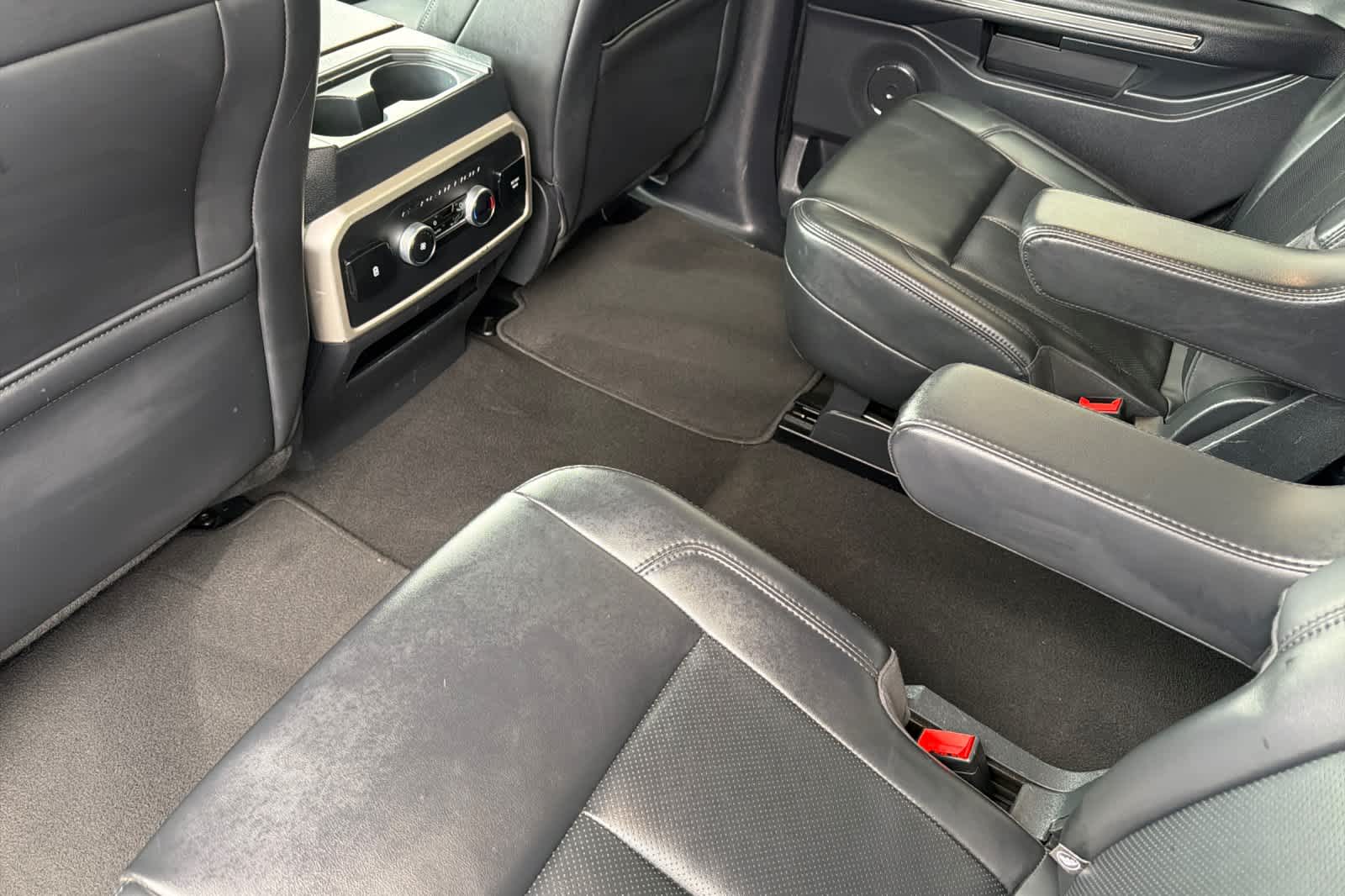 Thumbnail: 2024 Ford Expedition - 4