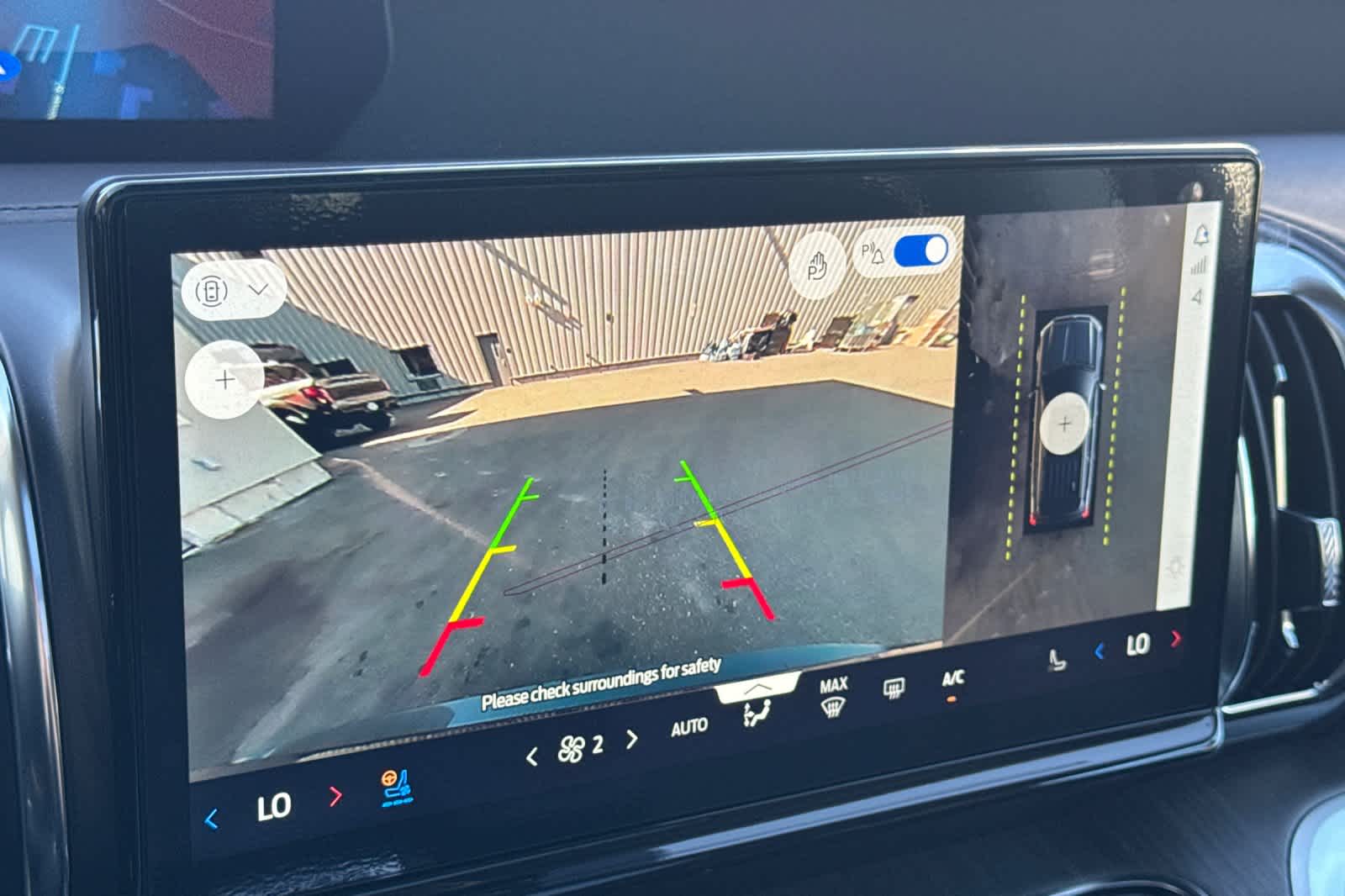 Thumbnail: 2025 Ford Expedition - 21