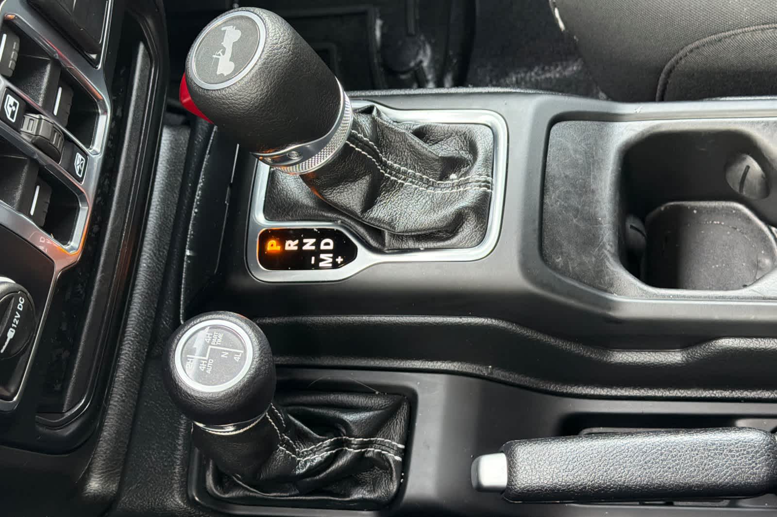 Thumbnail: 2022 Jeep Wrangler - 22