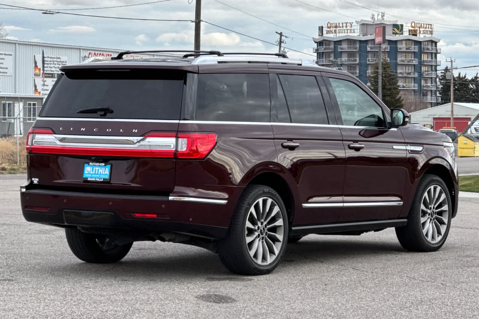 Thumbnail: 2020 Lincoln Navigator - 2