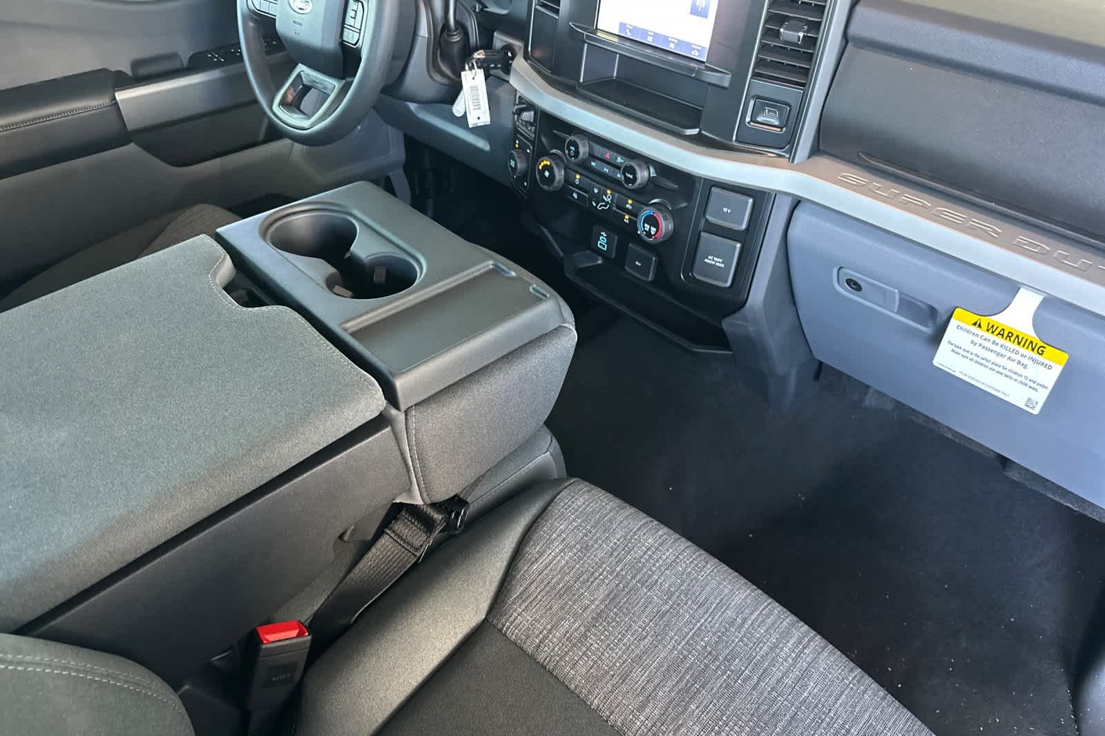 2026 Ford F-250 Super Duty XLT - Photo 15