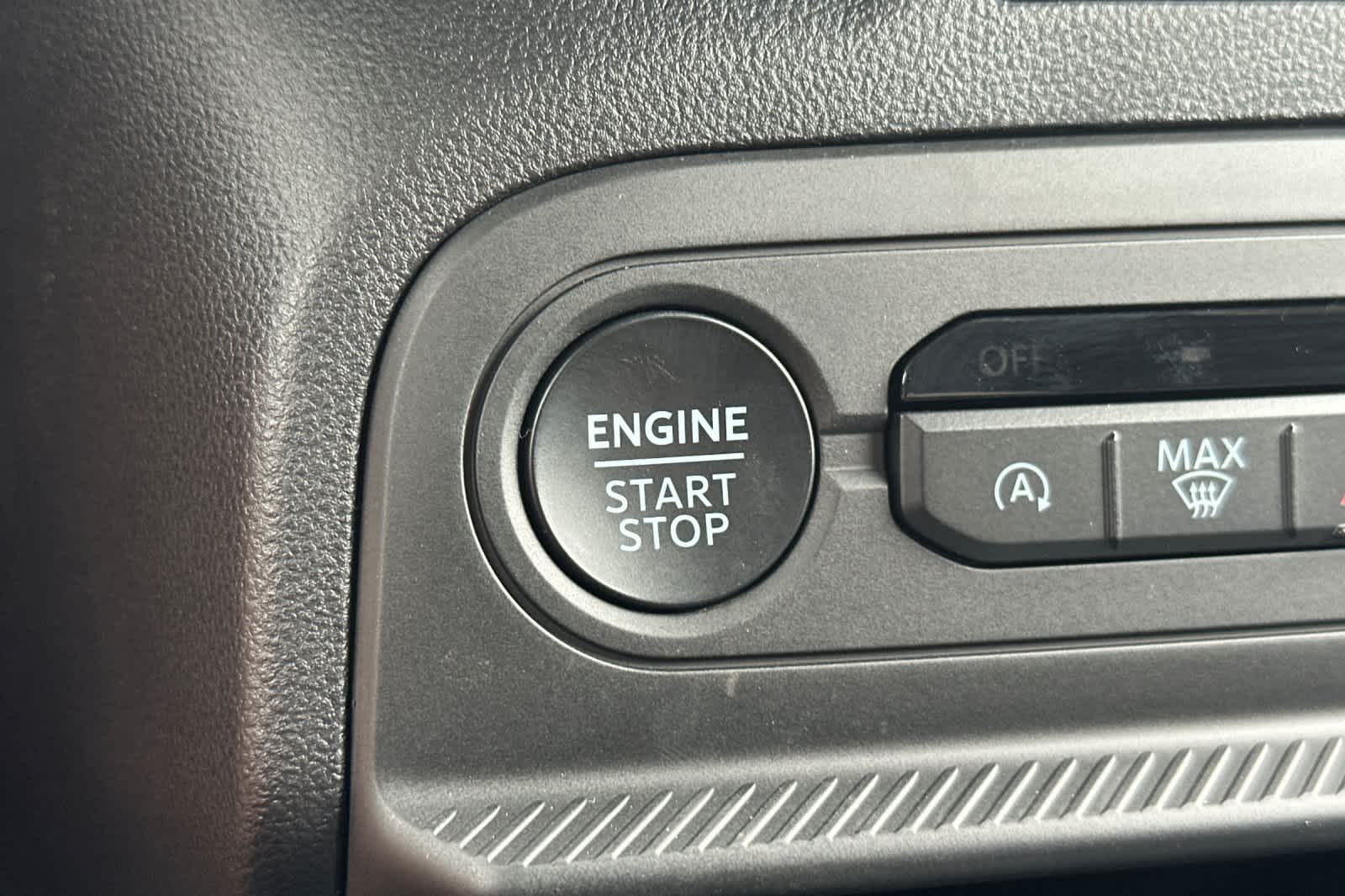 Thumbnail: 2025 Ford Bronco Sport - 22