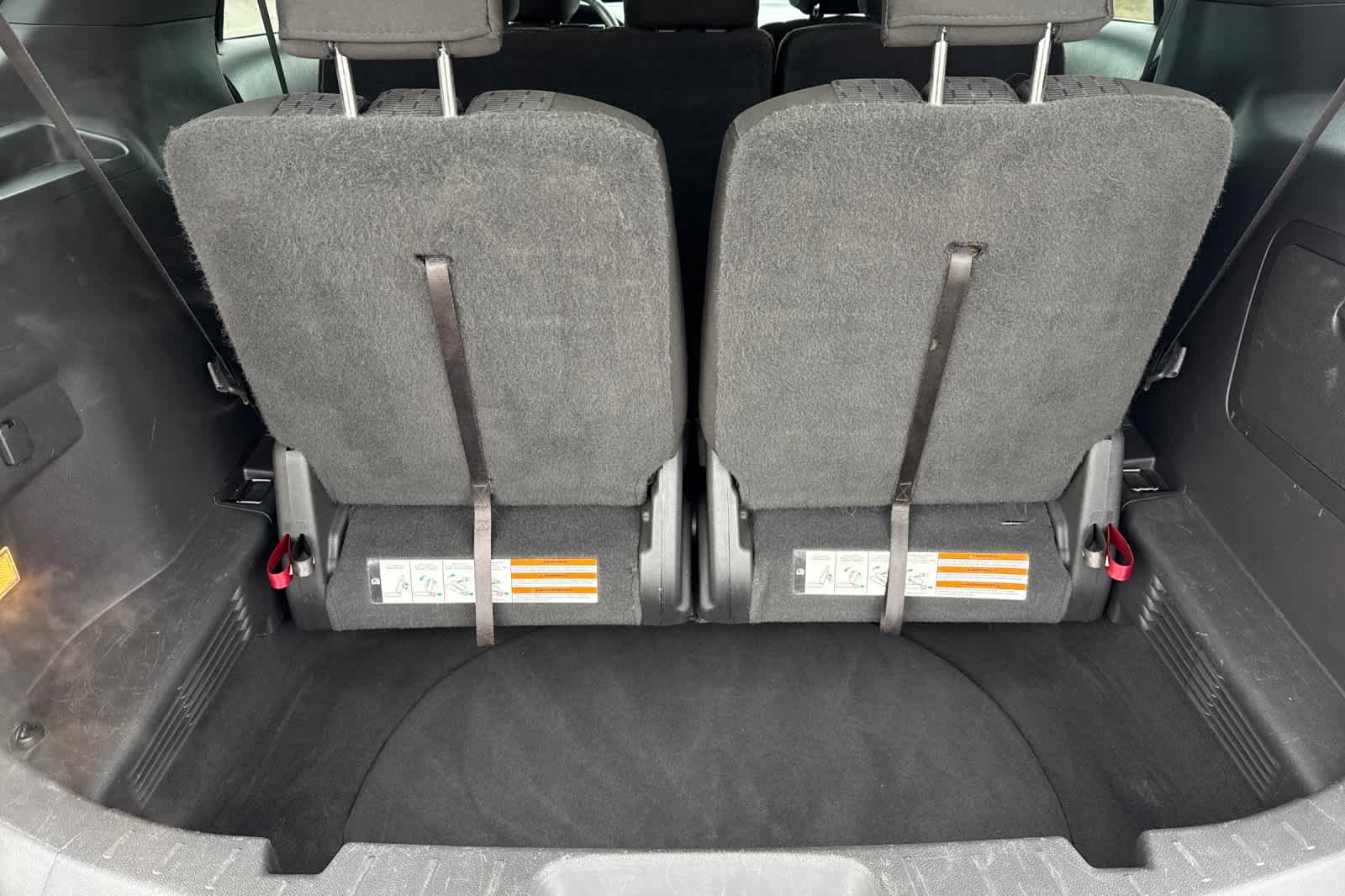 Thumbnail: 2015 Ford Explorer - 16