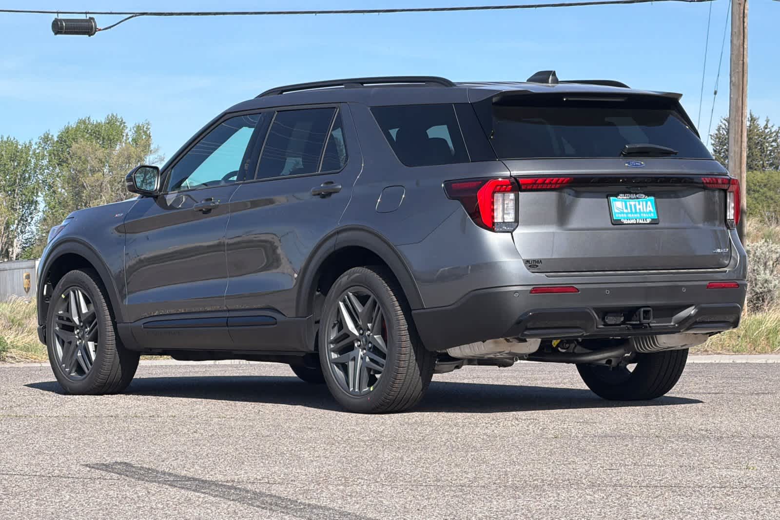 Thumbnail: 2026 Ford Explorer - 6
