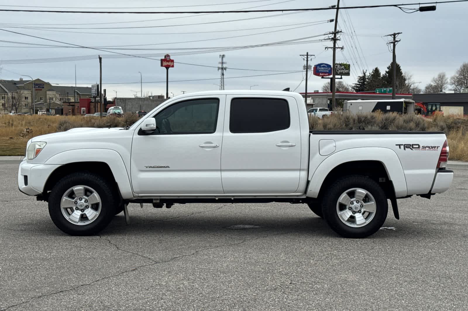 Thumbnail: 2015 Toyota Tacoma - 5