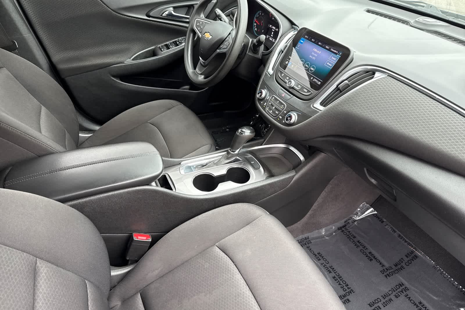 Thumbnail: 2019 Chevrolet Malibu - 15