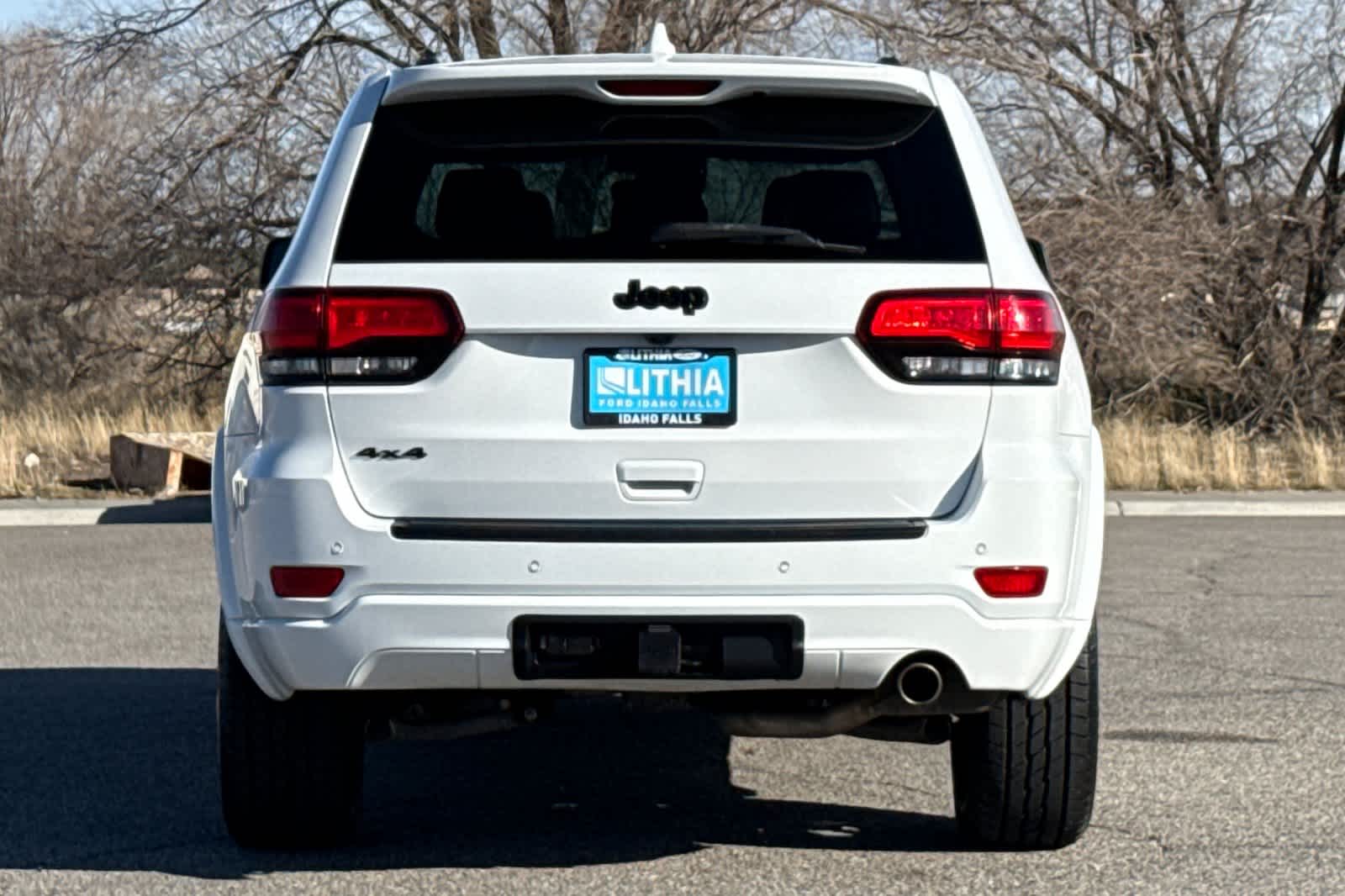 Thumbnail: 2020 Jeep Grand Cherokee - 7