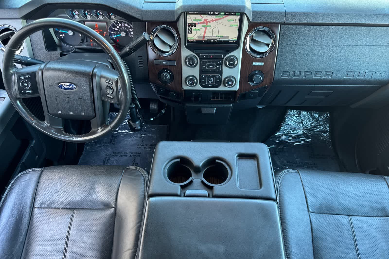 2016 Ford F-250 Lariat photo 2