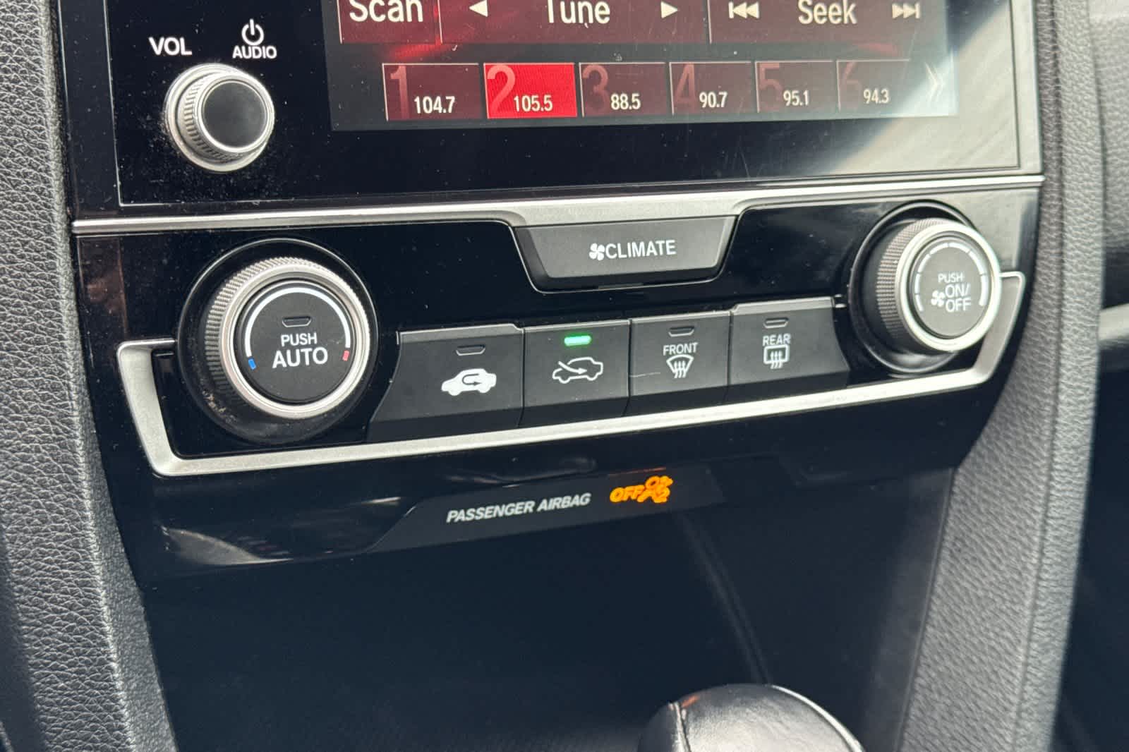 Thumbnail: 2019 Honda Civic - 19