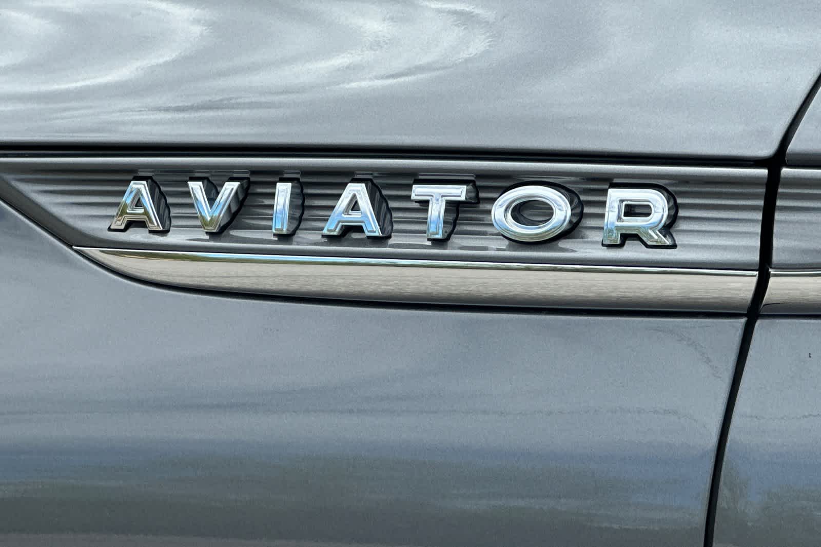 Thumbnail: 2022 Lincoln Aviator - 29