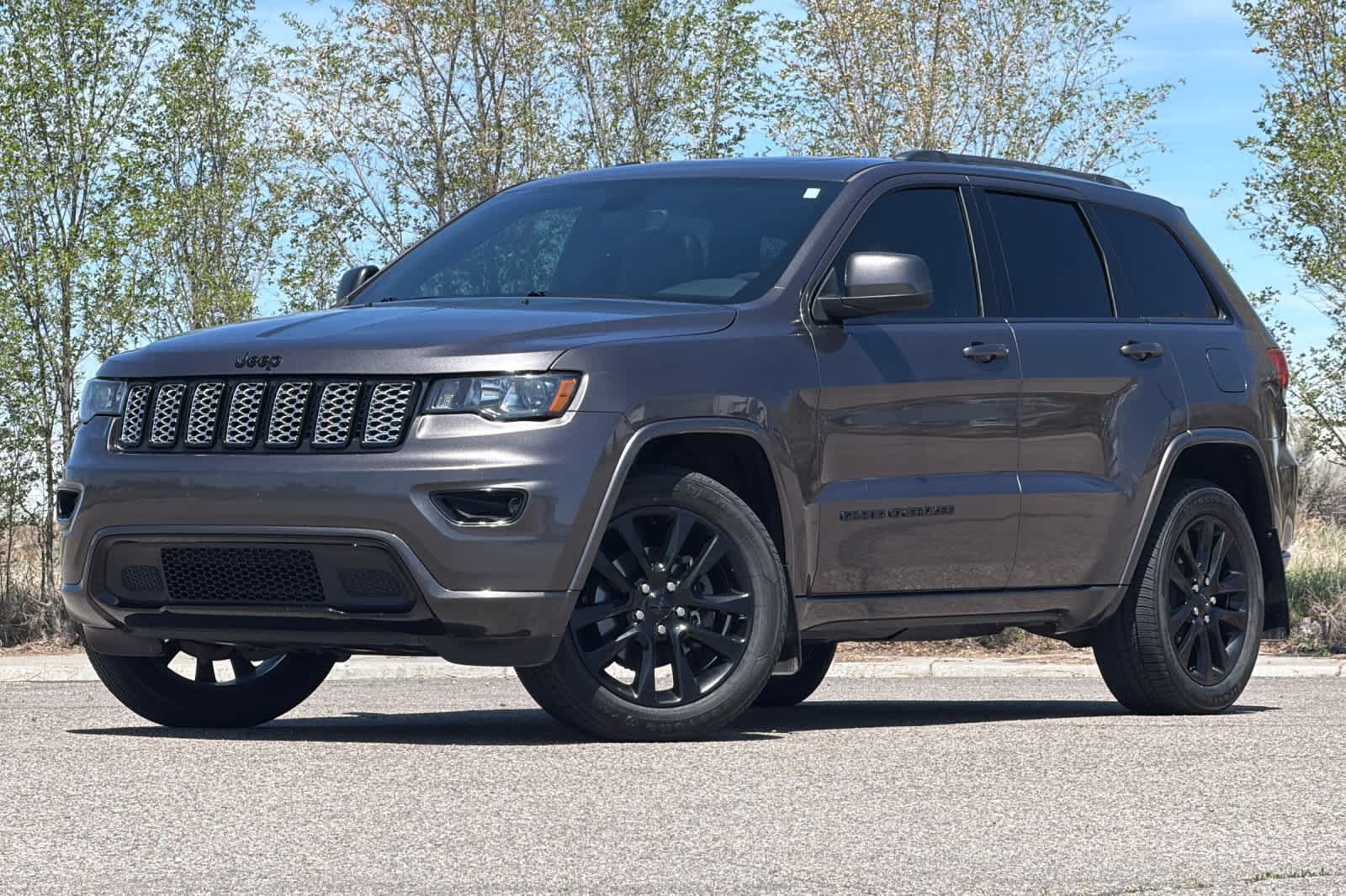 2018 Jeep Grand Cherokee Altitude 4WD's photo