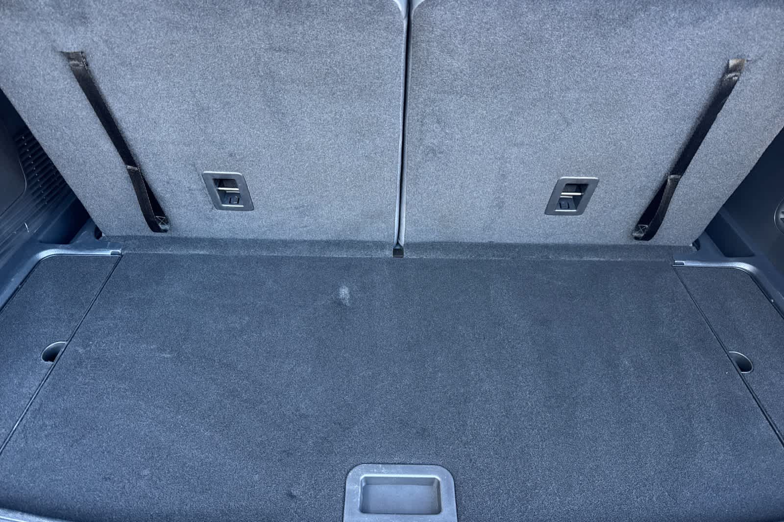 Thumbnail: 2025 Ford Explorer - 16