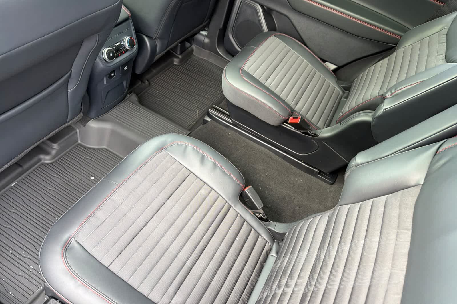 Thumbnail: 2026 Ford Explorer - 4