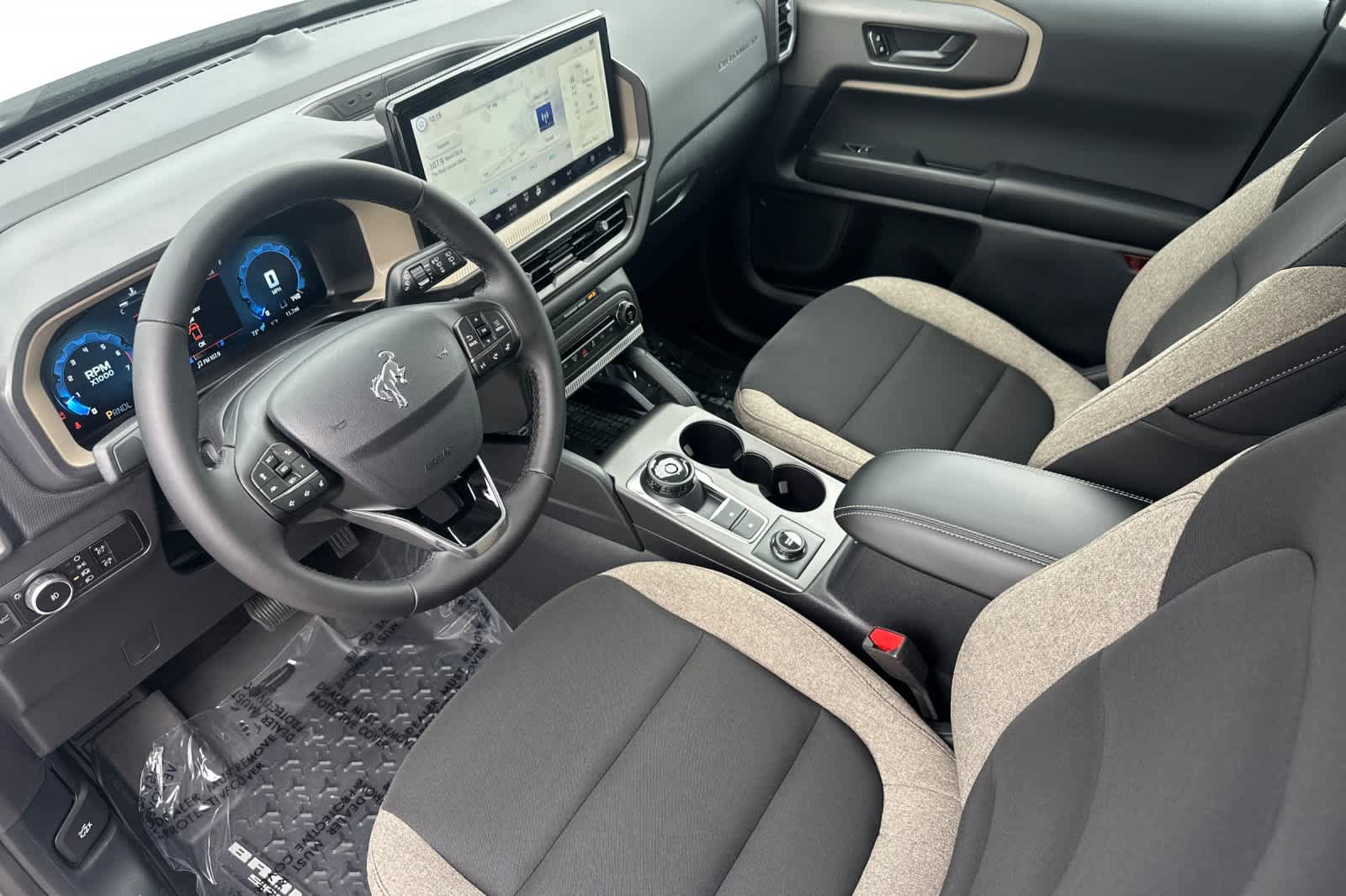 Thumbnail: 2025 Ford Bronco Sport - 11