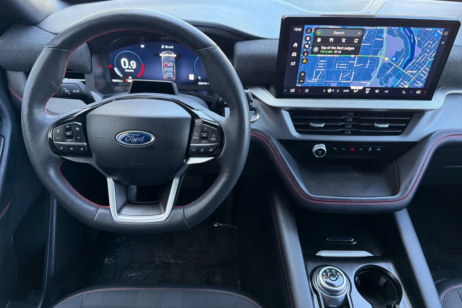 2025 Ford Explorer ST-LINE - Photo 14