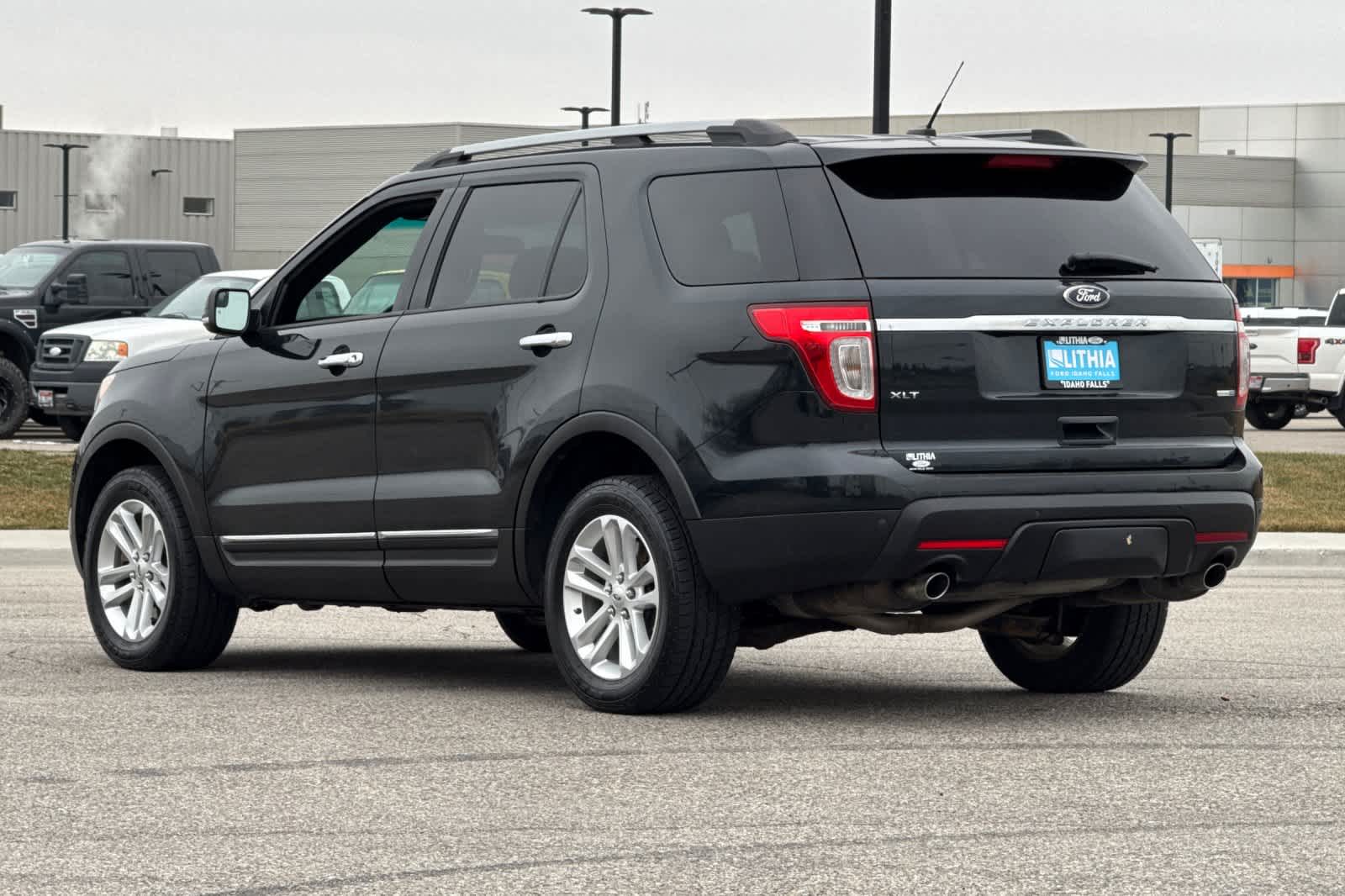 Thumbnail: 2015 Ford Explorer - 6